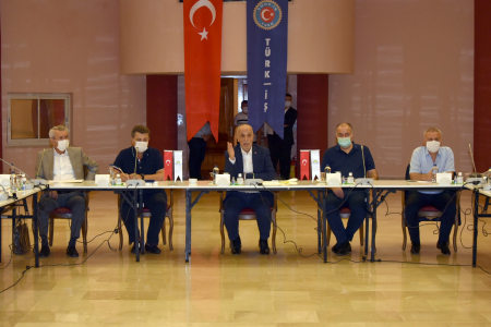 TÜRK-İŞ Başkanlar Kurulu 24. Dönem Beşinci Toplantısı 01 Eylül 2020 Salı Günü Aydın-Didim’de toplandı. 