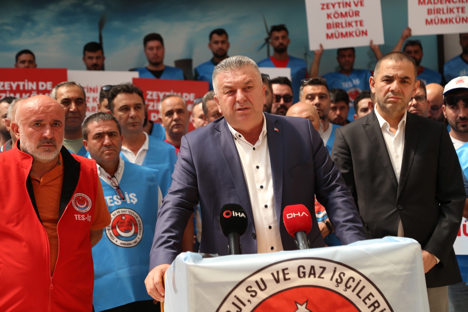 Genel Başkanımız İrfan KABALOĞLU Yatağan Kemerköy Yeniköy Termik Santral İşçileri ile Birlikte Basına  Açıklamalarda Bulundu: 