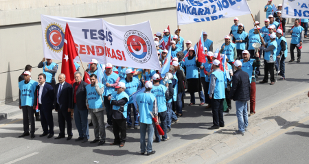 TÜRK-İŞ 1 MAYIS'I TANDOĞAN'DA KUTLADI