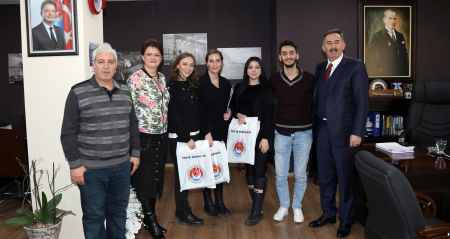 SAKARYA ÜNİVERSİTESİ SİYASAL BİLGİLER FAKÜLTESİ ÇALIŞMA EKONOMİSİ ve ENDÜSTRİ İLİŞKİLERİ BÖLÜMÜ ÖĞRENCİLERİNDEN SENDİKAMIZA ZİYARET