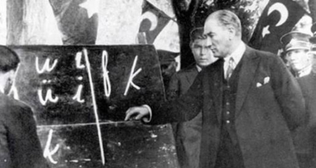 ÖĞRETMENLER GÜNÜNÜZ KUTLU OLSUN!