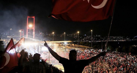 15 TEMMUZ ŞEHİTLERİMİZİ MİNNETLE ANIYORUZ